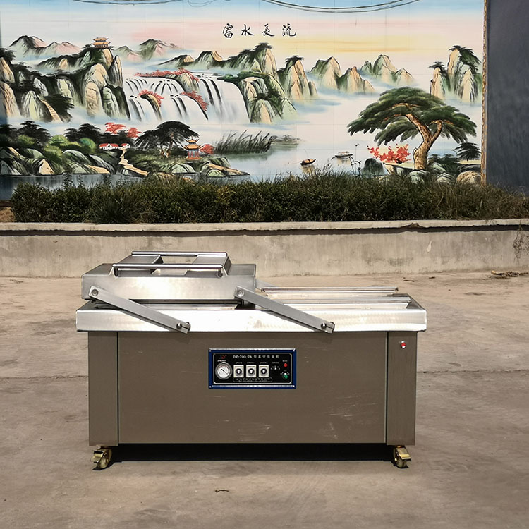 700型真空包裝機(jī) 700型真空包裝機(jī)